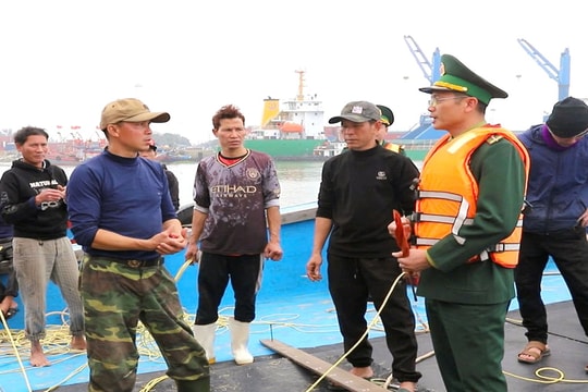 Nghệ An: Khẩn trương kêu gọi tàu thuyền tránh trú bão số 9