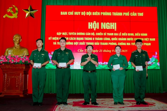 BĐBP TP Cần Thơ gặp mặt, biểu dương cán bộ chiến sĩ tham gia A80