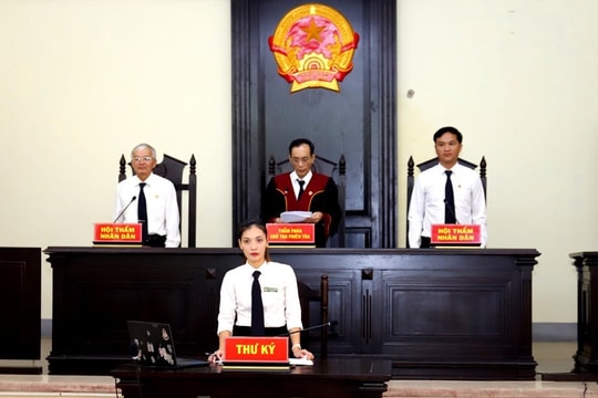 Xét xử trực tuyến nhóm bị cáo liên quan đến ma túy