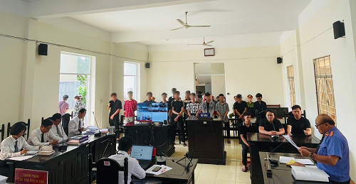TAND khu vực 7 – Cần Thơ xét xử 24 bị cáo hỗn chiến gây thương tích