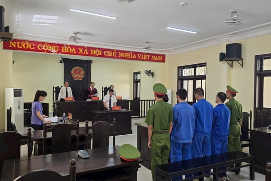 Rủ nhau sử dụng ma túy, 3 bị cáo nhận 19 năm tù