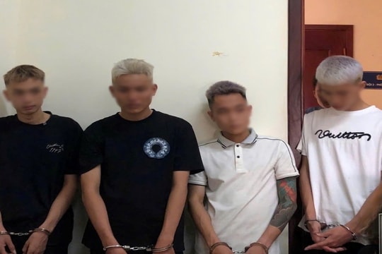 Triệt phá ổ nhóm thanh thiếu niên buôn ma túy qua mạng xã hội