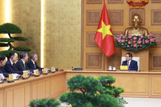 Thủ tướng Phạm Minh Chính tiếp Bí thư Tỉnh ủy Sơn Đông (Trung Quốc)