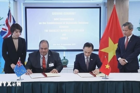 Việt Nam và Tuvalu thiết lập quan hệ ngoại giao