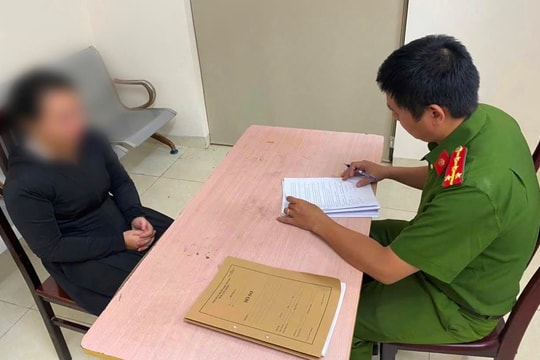 Cô gái trẻ mang xe đi bán rồi hoang báo bị cướp tài sản