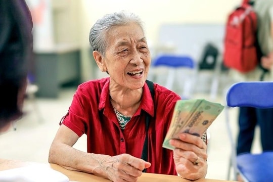 Đề xuất tăng quyền lợi bảo hiểm, miễn giảm chi phí, ưu đãi nhân viên y tế