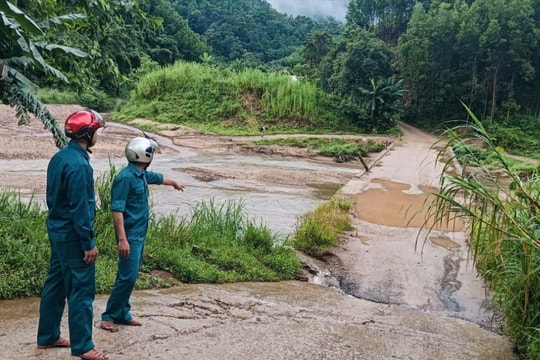Đà Nẵng: Vùng núi khẩn trương triển khai biện pháp chống bão số 10