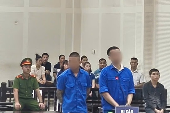 Hai thanh niên dùng dao giải quyết mâu thuẫn