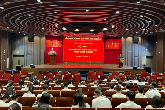 Xây dựng Đảng bộ Tòa án nhân dân tối cao trong sạch, vững mạnh toàn diện