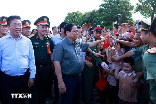 Thủ tướng Phạm Minh Chính dự lễ khánh thành cầu Phong Châu mới