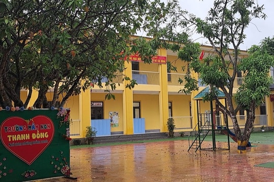 Học sinh Nghệ An nghỉ học tránh bão Bualoi