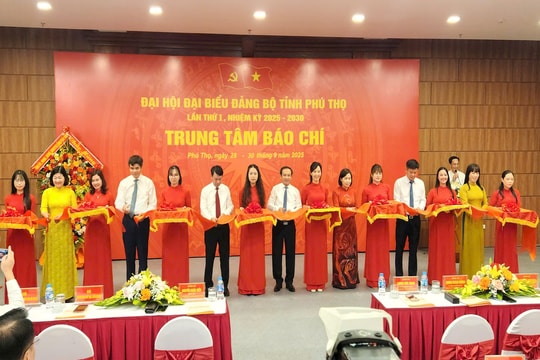 Khai trương Trung tâm Báo chí phục vụ Đại hội Đảng bộ tỉnh Phú Thọ