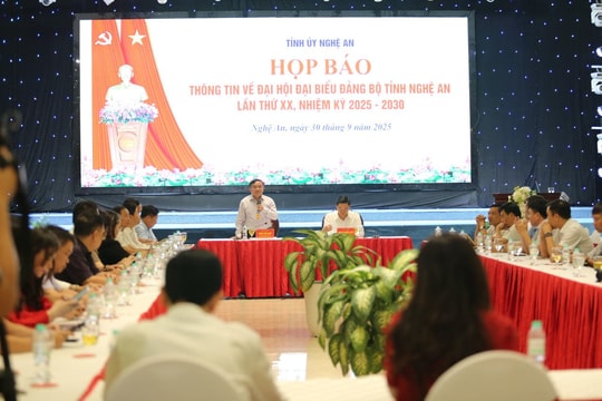 Đại hội Đảng bộ tỉnh Nghệ An sẽ 2 không “văn nghệ và hoa chúc mừng”