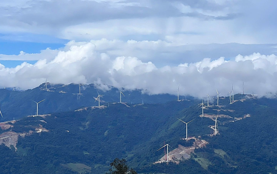 Cụm Nhà máy điện gió Trường Sơn đầu tư tại Lào đã chính thức vận hành thương mại