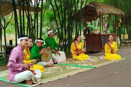 Hồn dân ca Chăm giữa lòng Mỹ Sơn