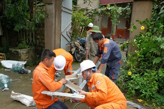 Thanh Hóa: 600 nghìn người dân được cấp điện trở lại