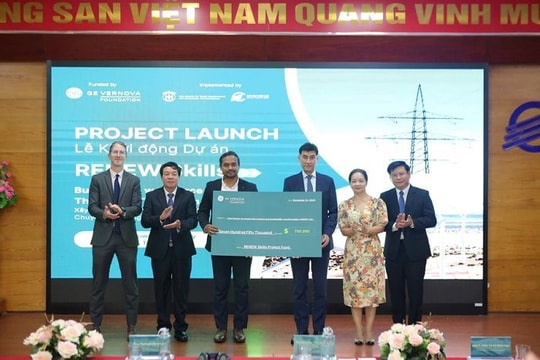 Trường Đại học Điện lực thành lập Trung tâm Đào tạo xuất sắc về điện gió