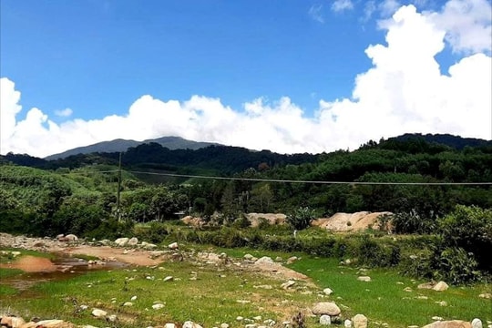 Bắt giữ người đàn ông nổ súng chỉ thiên giữa đường