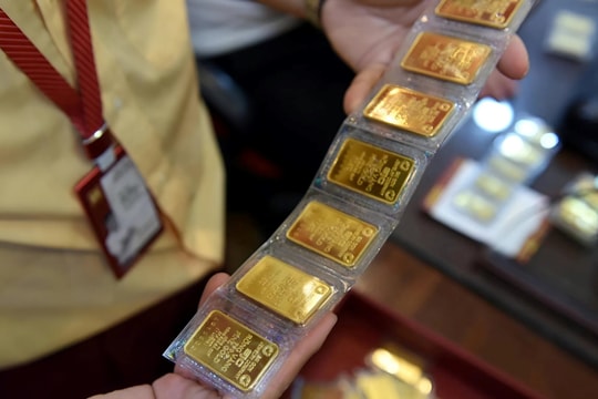 Thuế 0,1% trên giao dịch vàng miếng: Bước đầu điều tiết thị trường vàng