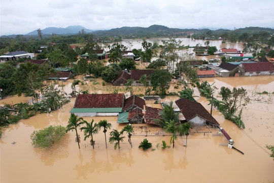 Nghệ An tập trung khắc phục hậu quả bão số 10