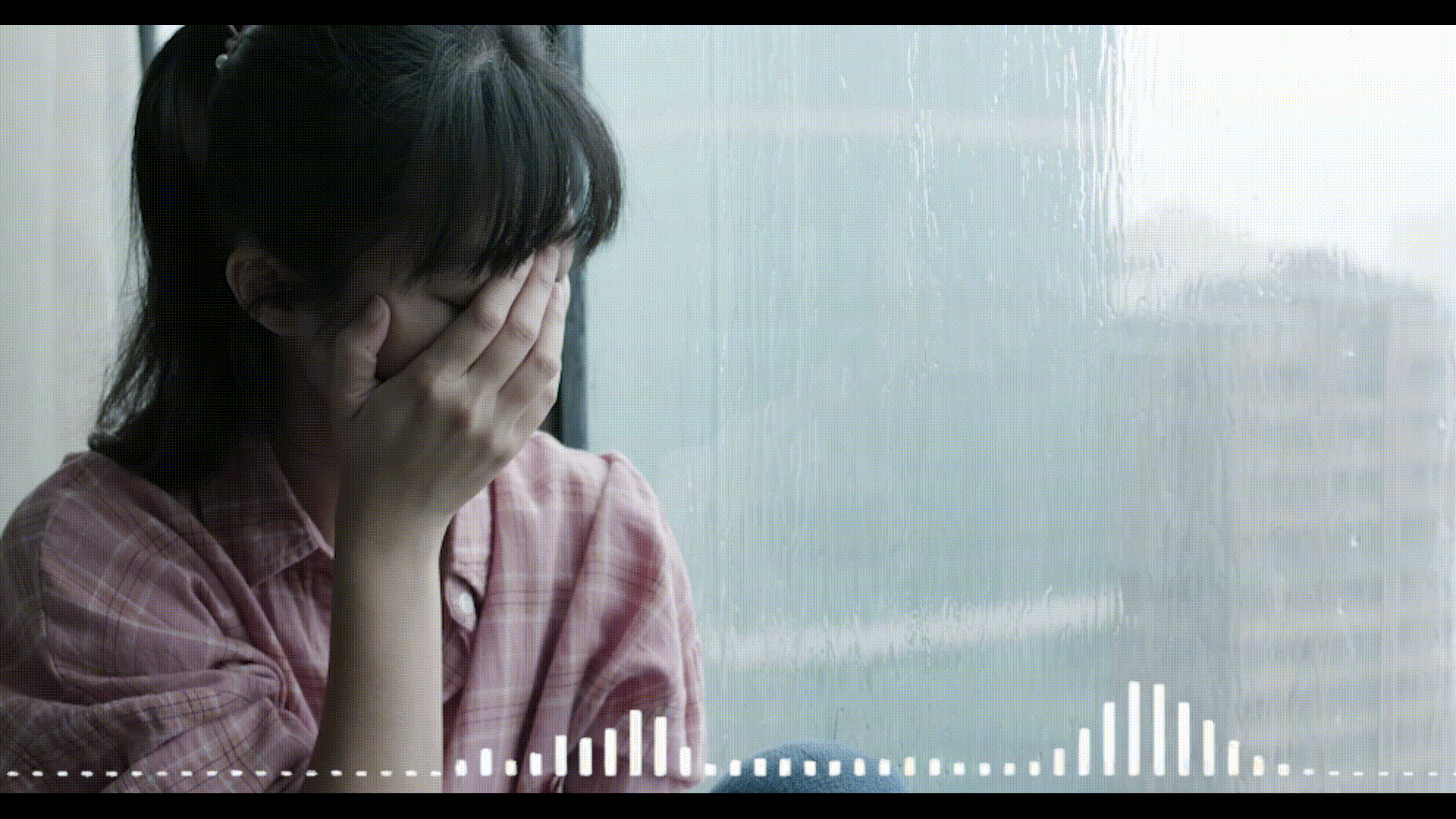 Nỗi lòng người phụ nữ chìm trong bể khổ