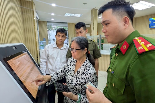 Lần đầu Công an phường, xã TP.HCM có bộ phận tiếp nhận và trả kết quả