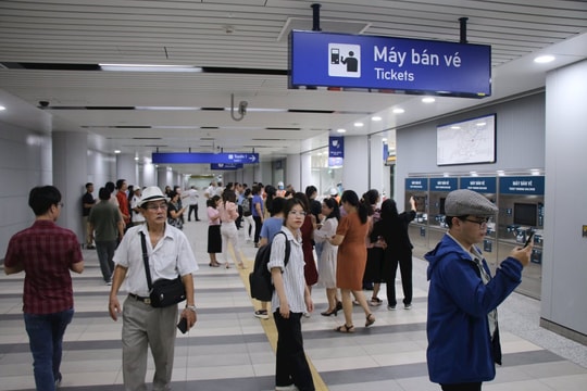TP.HCM miễn phí Metro cho người dân dịp Tết