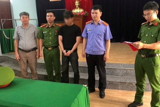 Khởi tố nhóm thanh thiếu niên dùng hung khí gây rối trong đêm