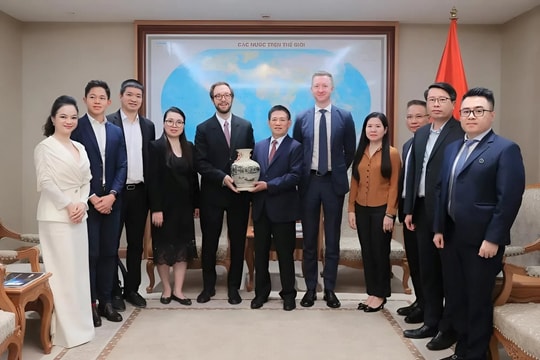 Tether đề xuất hợp tác phát triển thị trường tài sản mã hóa tại Việt Nam