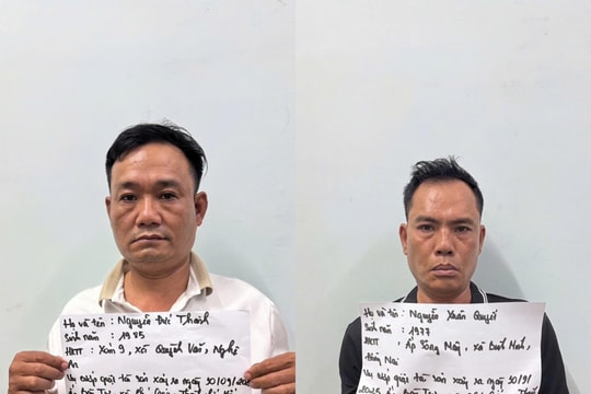 Bắt U50 có 5 tiền án dẫn đàn em ép xe giật dây chuyền