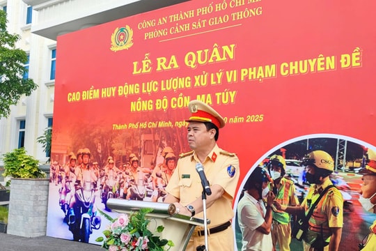 CSGT TP. HCM ra quân cao điểm xử lý nồng độ cồn, ma túy