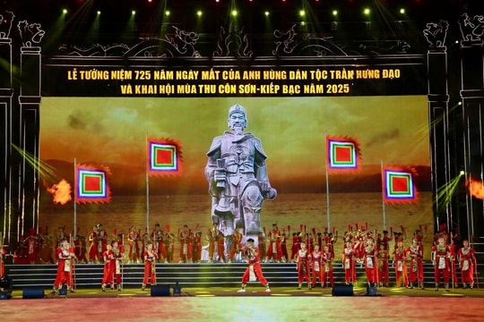 Tưởng niệm 725 năm ngày mất của Trần Hưng Đạo và khai hội mùa thu Côn Sơn - Kiếp Bạc
