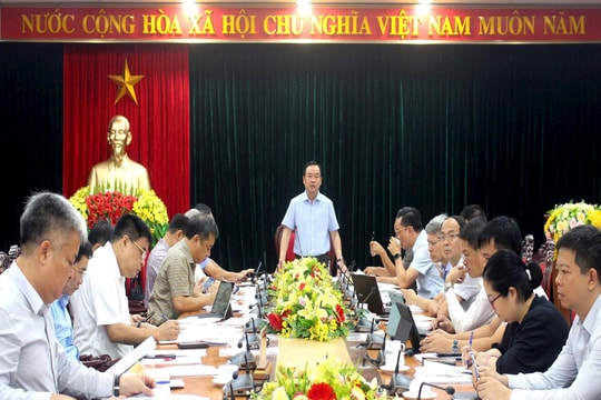 Phú Thọ đẩy nhanh tiến độ đầu tư công, tháo gỡ vướng mắc đất đai và phát triển đô thị