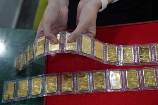 Giá vàng hôm nay 13/10: Tăng gần sát mốc 145 triệu đồng/lượng