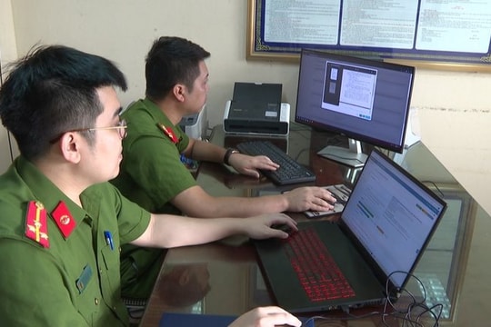 Từ 8/10, Công an cấp xã được thực hiện xác nhận, cung cấp thông tin về xuất nhập cảnh