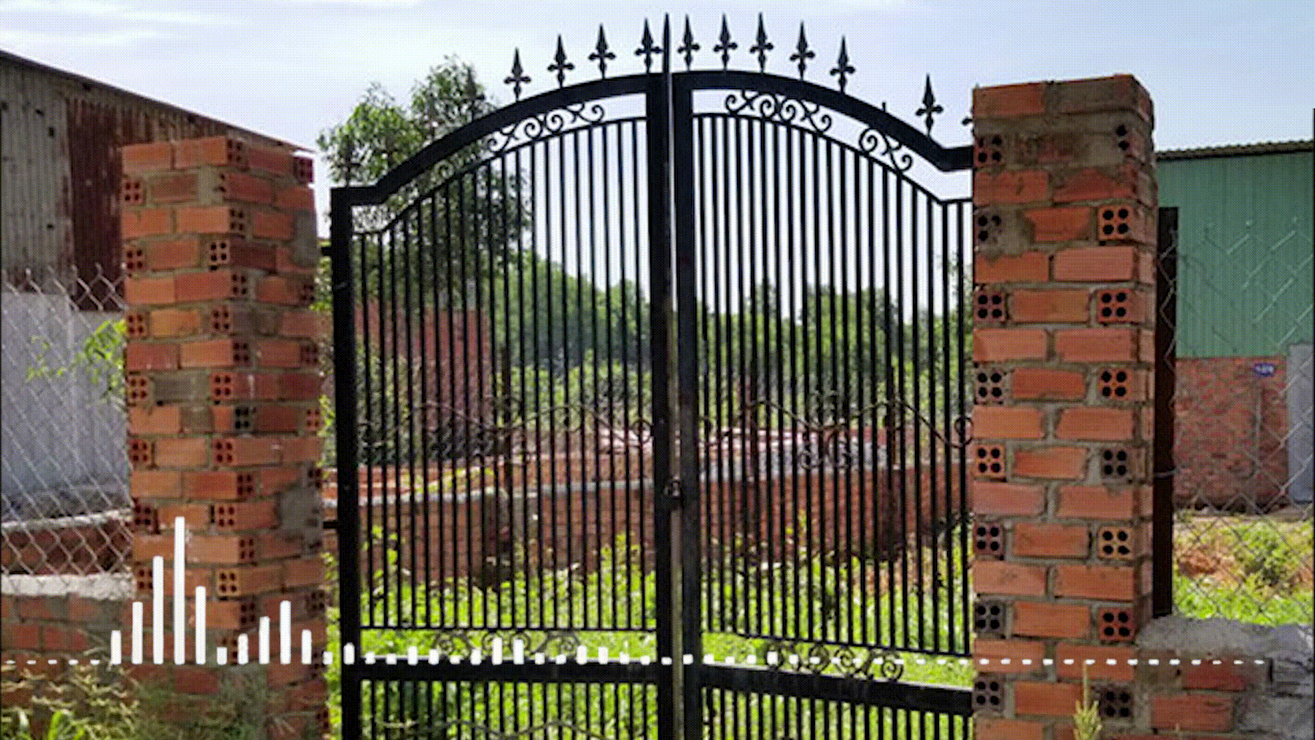 Vì đất đai, anh em… “nồi da xáo thịt”