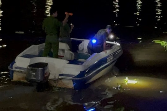 Tây Ninh: Thanh niên đâm trụ phao rơi xuống sông được tìm thấy