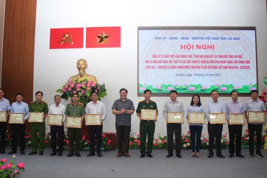 Phong trào “Toàn dân đoàn kết xây dựng đời sống văn hóa” tạo đà cho sự phát triển toàn diện của Cà Mau