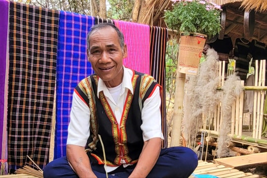 Giữ lửa nghề đan lát truyền thống