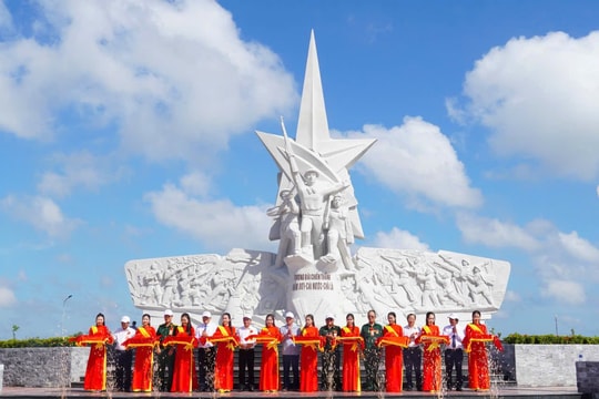Khánh thành Di tích chiến thắng Đầm Dơi - Cái Nước— Chà Là