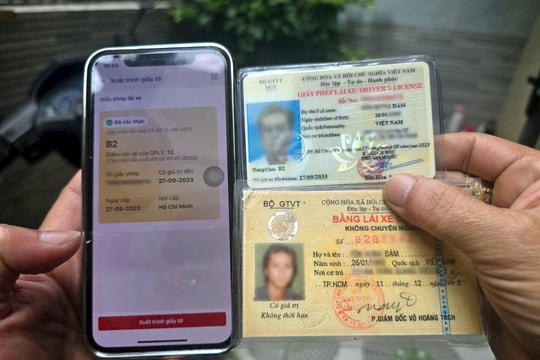 CSGT TP.HCM kêu gọi người dân chuyển đổi GPLX giấy sang thẻ PET