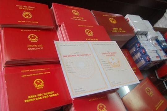 Đề xuất cấp đồng thời văn bằng, chứng chỉ số và bản giấy