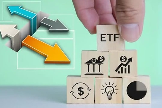 Ngành quỹ đầu tư: Tiềm năng lớn nhưng vẫn “đứng bên lề”