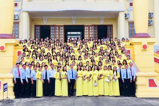 TAND TP Cần Thơ họp mặt kỷ niệm 95 năm Ngày thành lập Hội LHPN Việt Nam