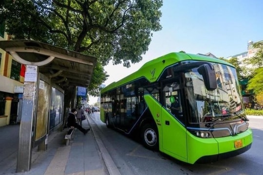 Phương án tăng cường tuyến bus phục vụ Hội chợ Mùa thu năm 2025