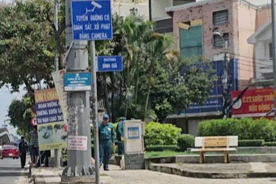 Người đàn ông tử vong trên vỉa hè