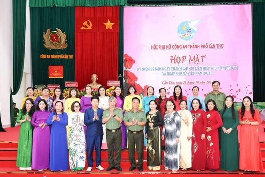 Họp mặt kỷ niệm 95 năm Ngày thành lập Hội LHPN Việt Nam
