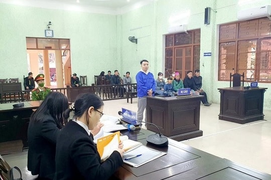 Lửa hận tình đốt cháy tương lai