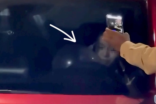 Xử phạt nữ ca sĩ vi phạm giao thông, tàng trữ 'bóng cười' tại Đà Nẵng