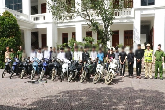 Ngăn chặn gần 50 thanh thiếu niên mang hung khí hẹn đánh nhau